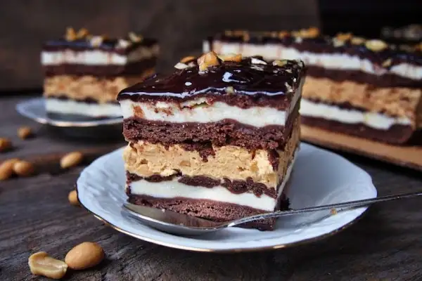 Сирник «Снікерс»