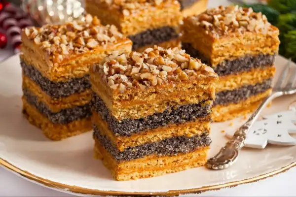 КОРОЛІВСЬКИЙ МЕДІВНИК