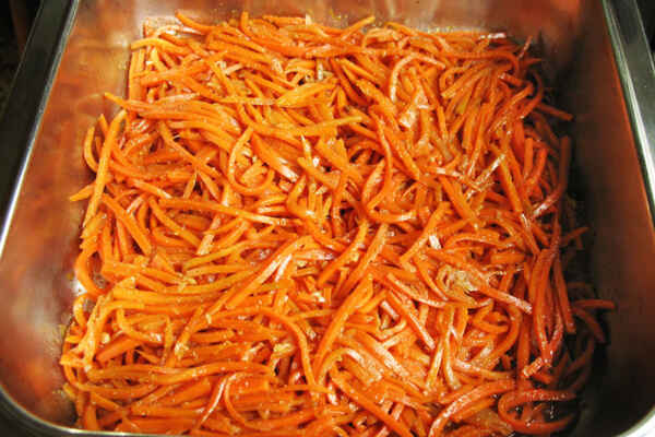 Морква по-корейськи в домашніх  умовах: смачніше не буває!