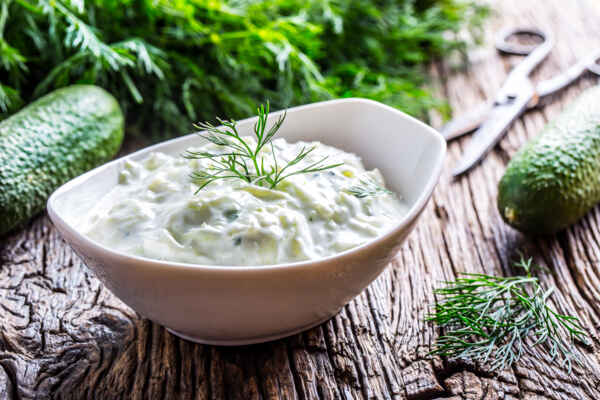 3 рецепти соусу на основі йогурту - запорука здорового харчування