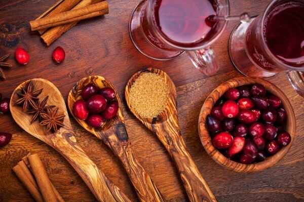 Рятуємось від холодів: рецепти традиційних українських зігріваючих напоїв