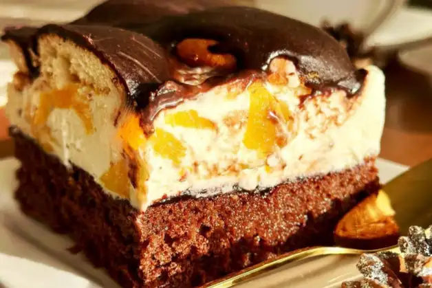 НЕЙМОВІРНИЙ ТОРТ «ПО-БАГАТОМУ»