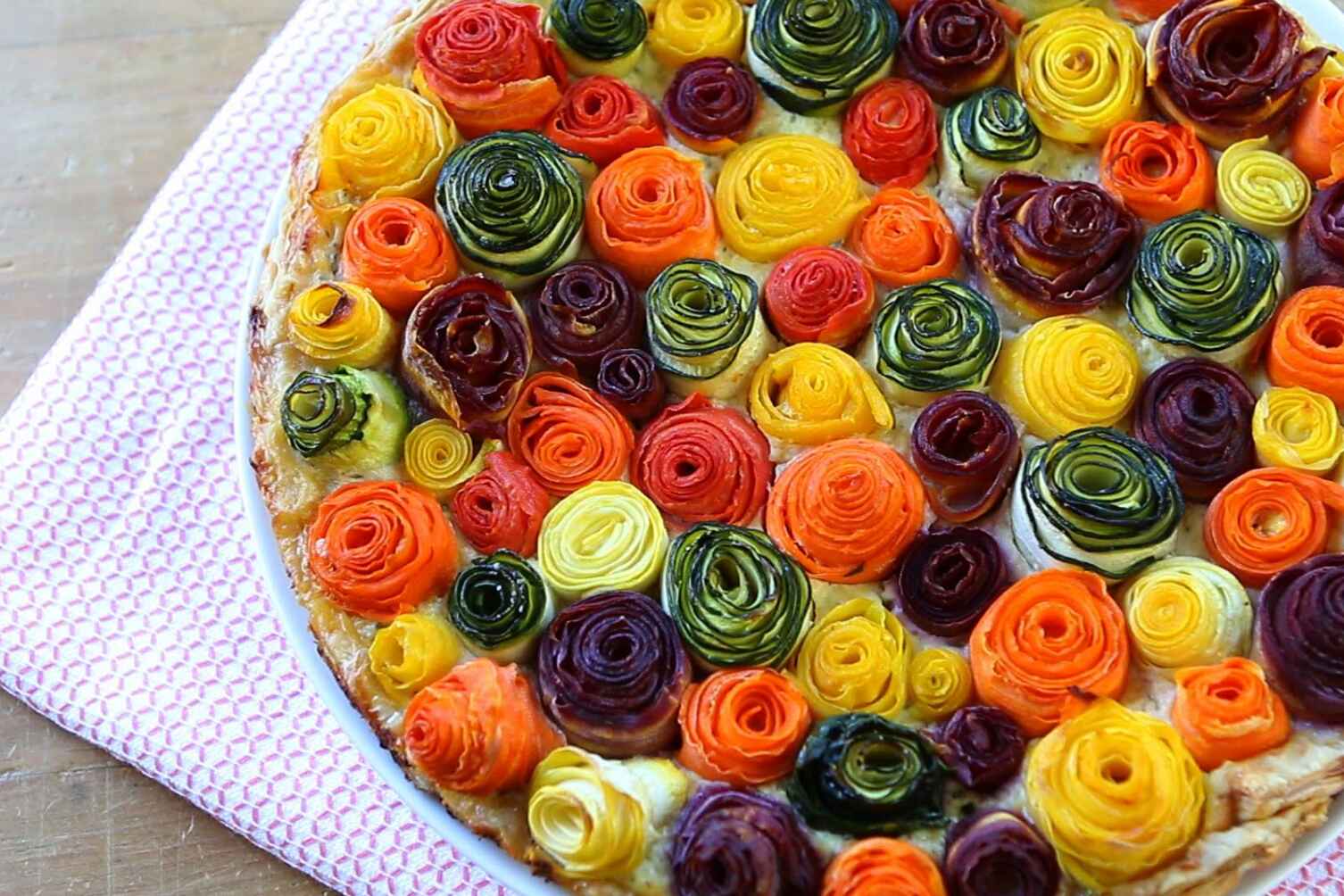 Овочевий пиріг "Троянди"