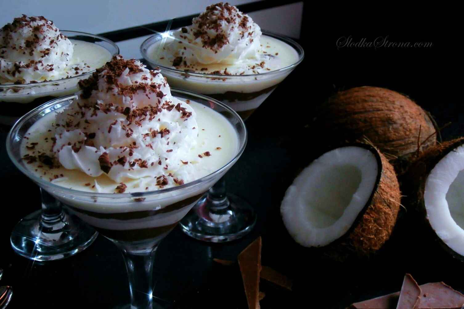 Шоколадно-кокосовий десерт